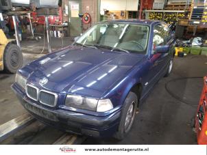 Demontage auto BMW 3-Serie 1999-2000 213561
