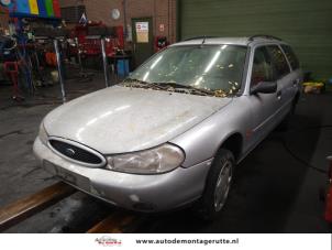 Demontage auto Ford 1998-2000 213875 Demontage auto Ford Mondeo 1998-2000 213875