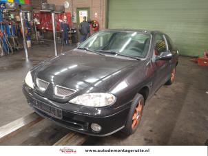Demontage auto Renault 2002-2003 214102 Demontage auto Renault Megane 2002-2003 214102