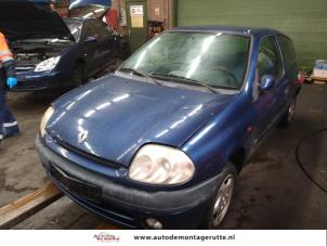 Demontage auto Renault Clio 1998-2007 214673
