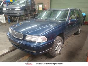 Demontage auto Volvo V70 1999-2000 220108