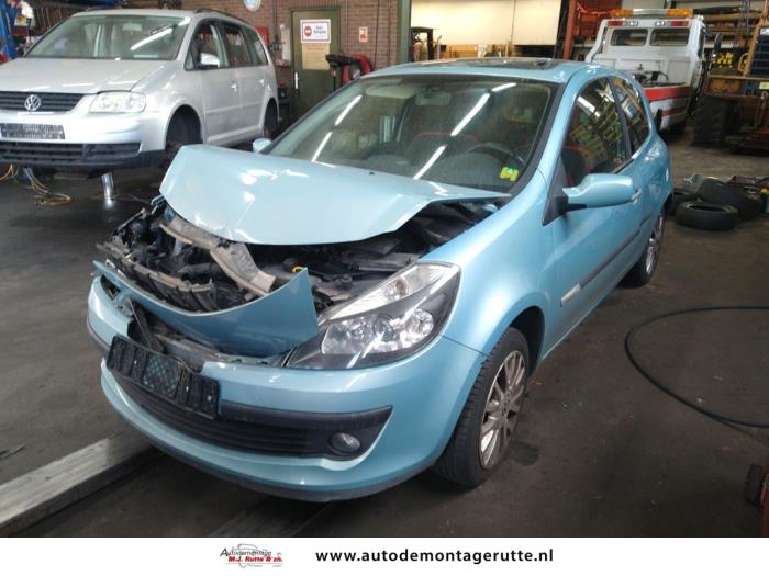 Demontage auto Renault 2005-2012 79443 Demontage auto Renault Clio 2005-2012 79443