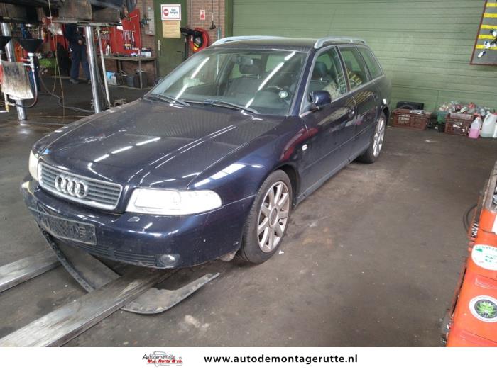 Demontage auto Audi 2000-2001 92528 Demontage auto Audi A4 2000-2001 92528