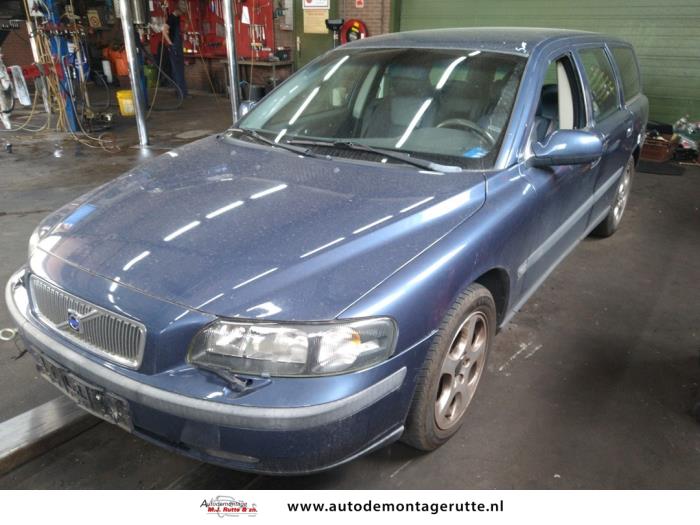 Demontage auto Volvo 2000-2007 92684 Demontage auto Volvo V70 2000-2007 92684