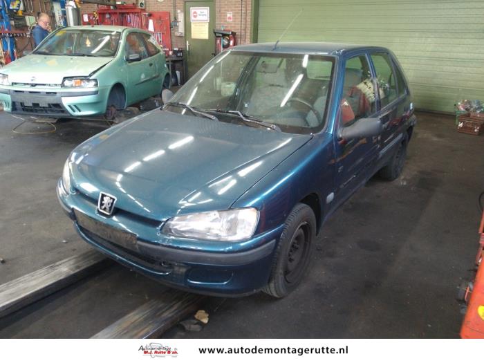 Demontage auto Peugeot 106 1996-2004 92786