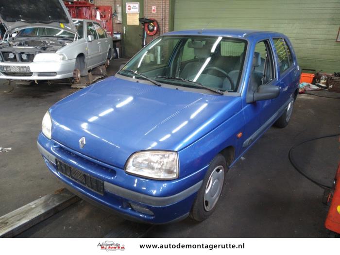 Demontage auto Renault Clio 1996-1998 92960