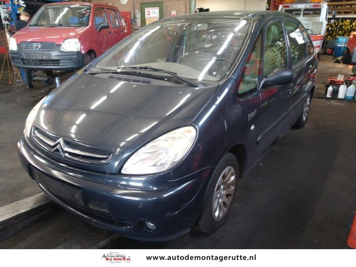 Demontage auto Citroen 1999-2005 93011 Demontage auto Citroen Picasso 1999-2005 93011