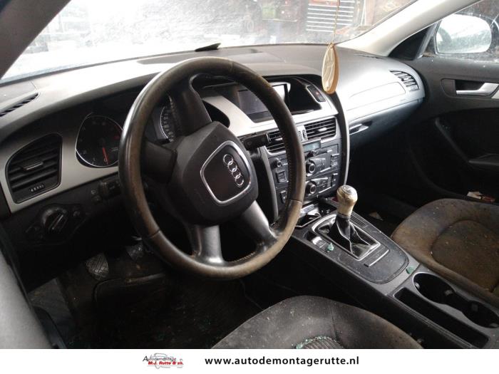 Audi A4 1.8 TFSI 16V Sloopvoertuig (2008, Zwart)
