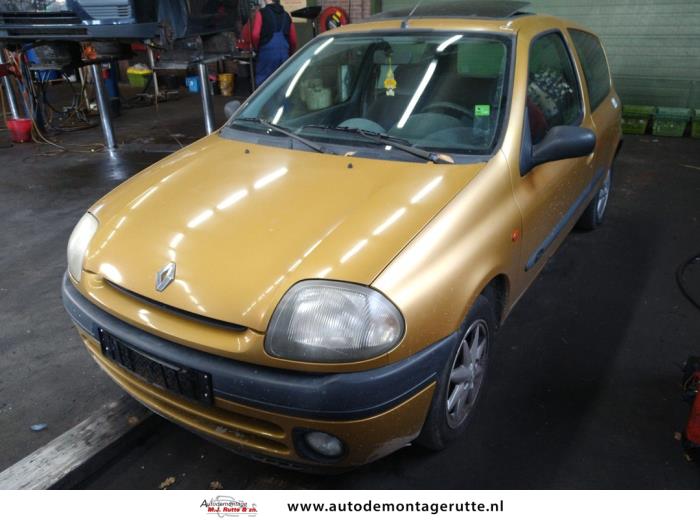 Demontage auto Renault Clio 1999-2001 94826