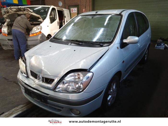 Demontage auto Renault 2000-2003 95048 Demontage auto Renault Megane Scenic 2000-2003 95048