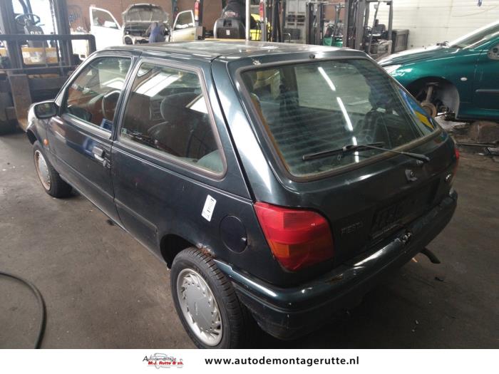 Ford Fiesta 3 1.3 i,Classic Sloopvoertuig (1995, Groen)