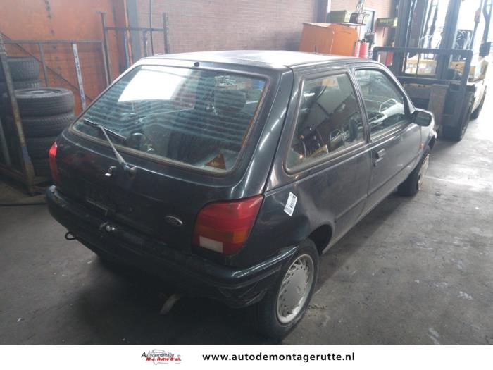 Ford Fiesta 3 1.3 i,Classic Sloopvoertuig (1995, Groen)