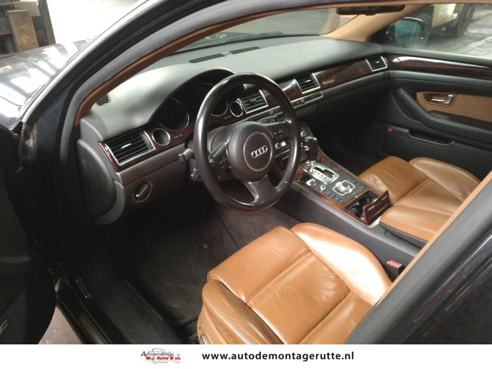 Audi A8 4.2 V8 40V Quattro Sloopvoertuig (2003, Zwart)