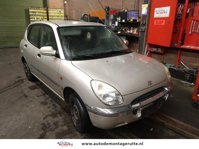 Daihatsu Sirion/Storia 1.0 12V DVVT Sloopvoertuig (2000, Grijs)