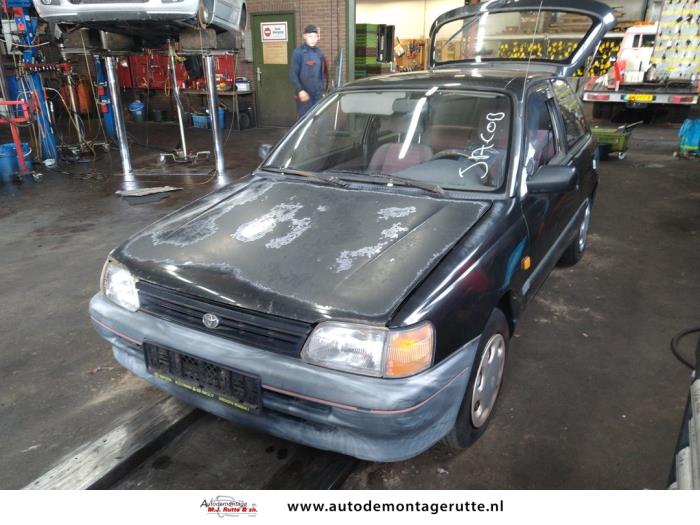 Toyota Starlet 1.3 Friend,XLi 12V Sloopvoertuig (1992, Zwart)