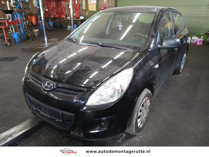 Hyundai i20 1.2i 16V Sloopvoertuig (2009, Zwart)