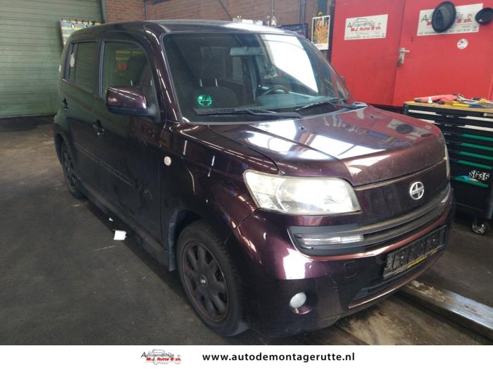 Daihatsu Materia 1.5 16V Sloopvoertuig (2007, Rood)