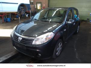 Dacia Sandero I 1.2 16V  (Sloop)