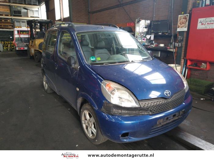 Toyota Yaris Verso 1.3 16V Sloopvoertuig (2000, Blauw)
