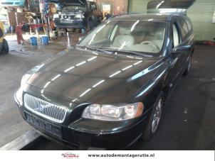 Volvo V70 2.4 D5 20V  (Sloop)