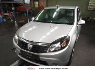 Dacia Sandero I 1.2 16V  (Sloop)