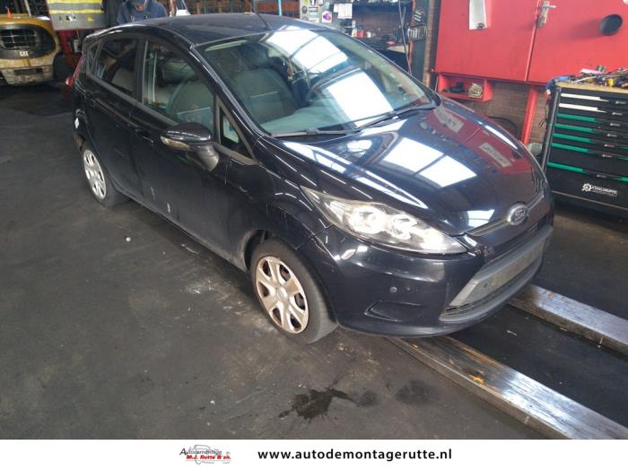 Ford Fiesta 6 1.25 16V Sloopvoertuig (2010, Zwart)