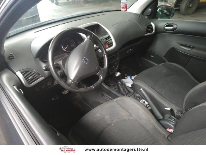 Peugeot 206+ 1.4 XS Sloopvoertuig (2010, Grijs)