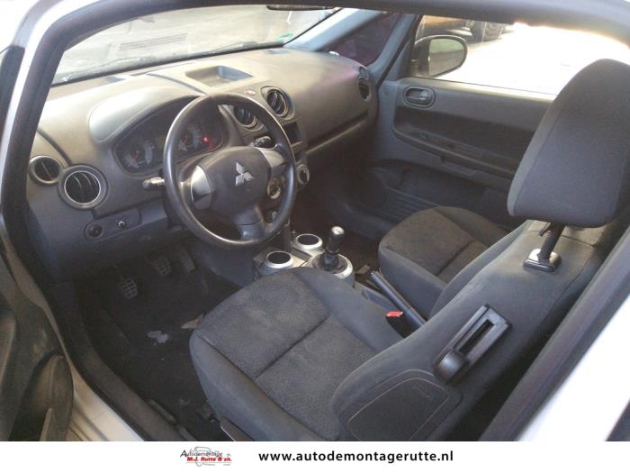 Mitsubishi Colt 1.3 16V Sloopvoertuig (2009, Wit)