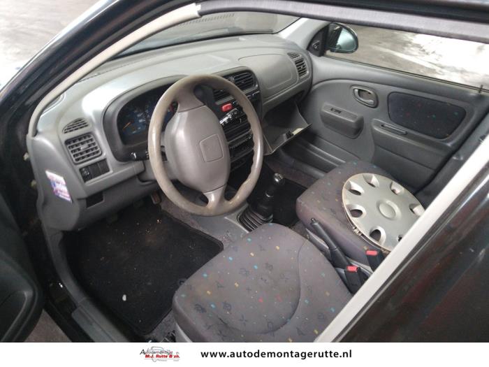 Suzuki Alto 1.1 16V Sloopvoertuig (2003, Zwart)