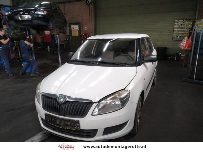 Skoda Fabia II 1.2i 12V Sloopvoertuig (2010, Wit)