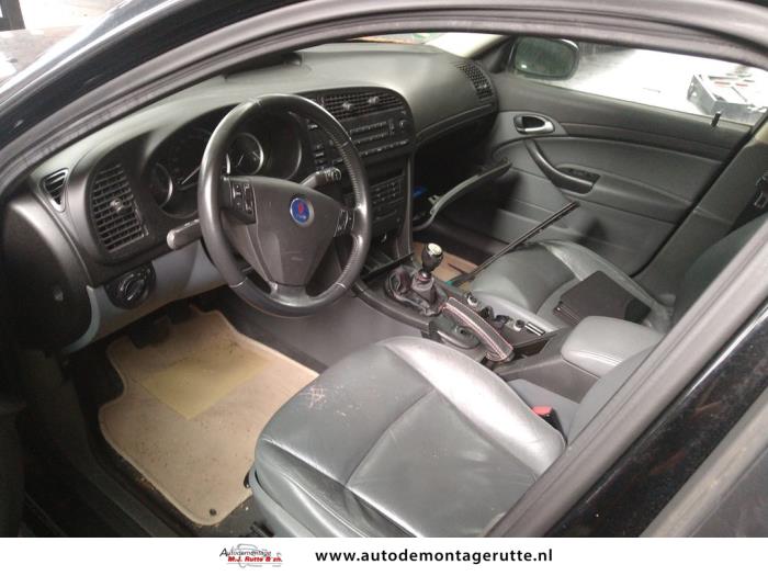 Saab 9-3 Sport Estate 1.9 TiD Sloopvoertuig (2005, Zwart)