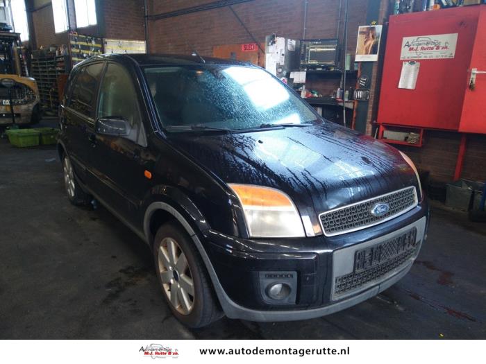 Ford Fusion 1.4 16V Sloopvoertuig (2006, Zwart)