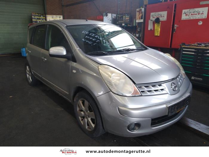 Nissan Note 1.6 16V Sloopvoertuig (2006, Grijs)
