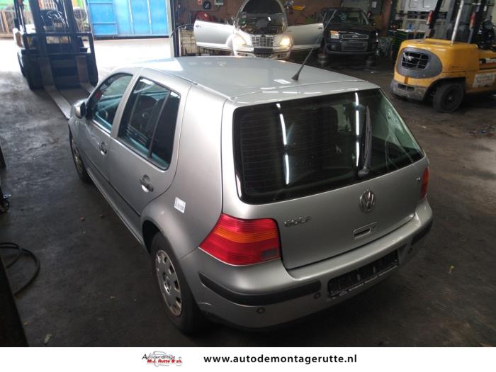 Volkswagen Golf IV 1.6 Sloopvoertuig (2000, Grijs)