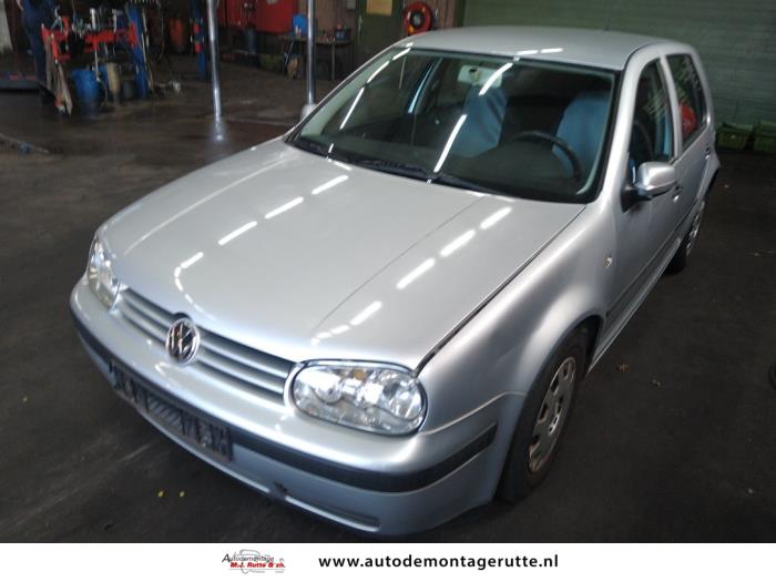 Volkswagen Golf IV 1.6 Sloopvoertuig (2000, Grijs)