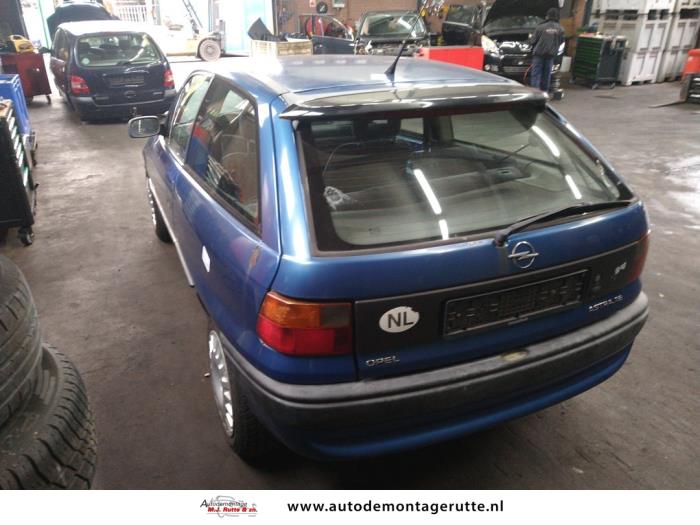 Opel Astra F 1.6i Sloopvoertuig (1996, Blauw)
