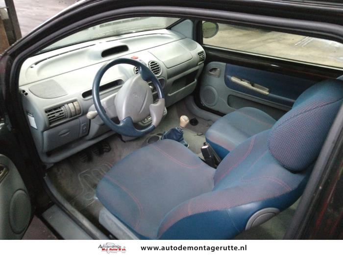 Renault Twingo 1.2 16V Sloopvoertuig (2004, Zwart)