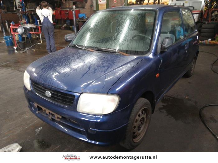 Daihatsu Cuore Sloopvoertuig (2001, Blauw)