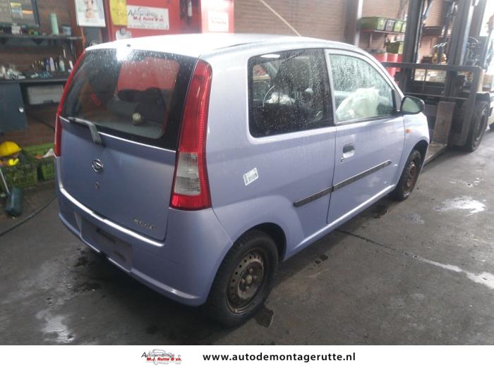 Daihatsu Cuore 1.0 12V DVVT Sloopvoertuig (2003, Paars)
