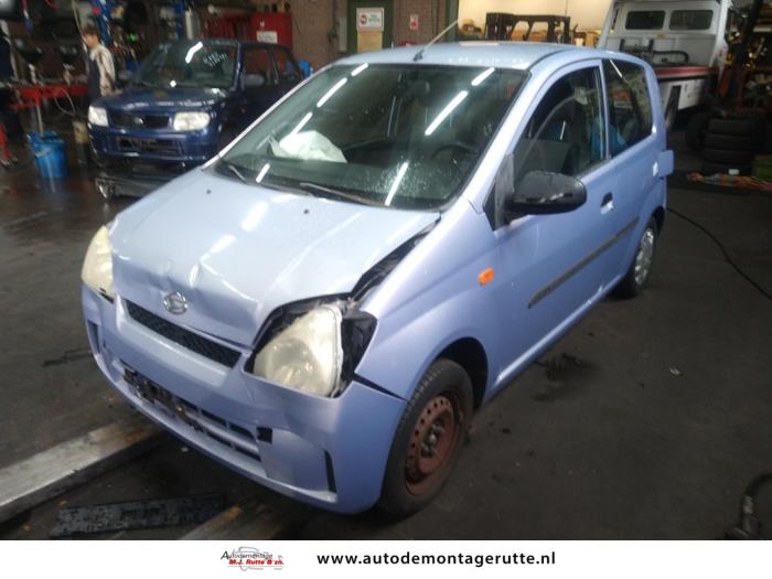 Daihatsu Cuore 1.0 12V DVVT Sloopvoertuig (2003, Paars)