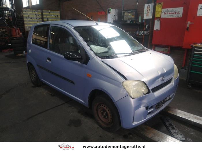 Daihatsu Cuore 1.0 12V DVVT Sloopvoertuig (2003, Paars)