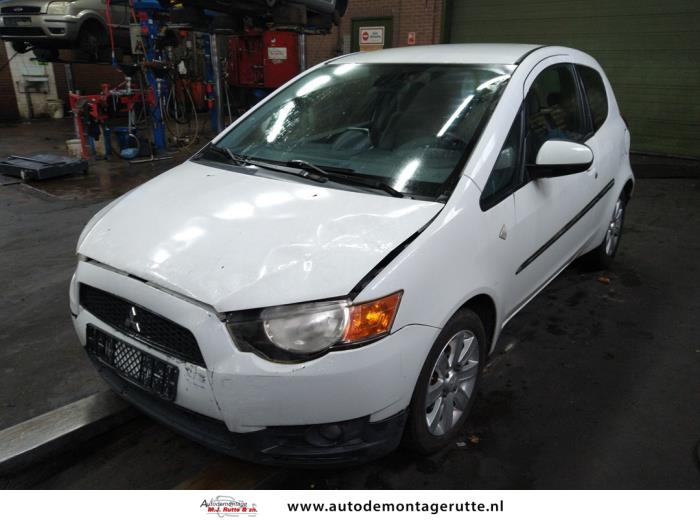 Mitsubishi Colt (V108501)
