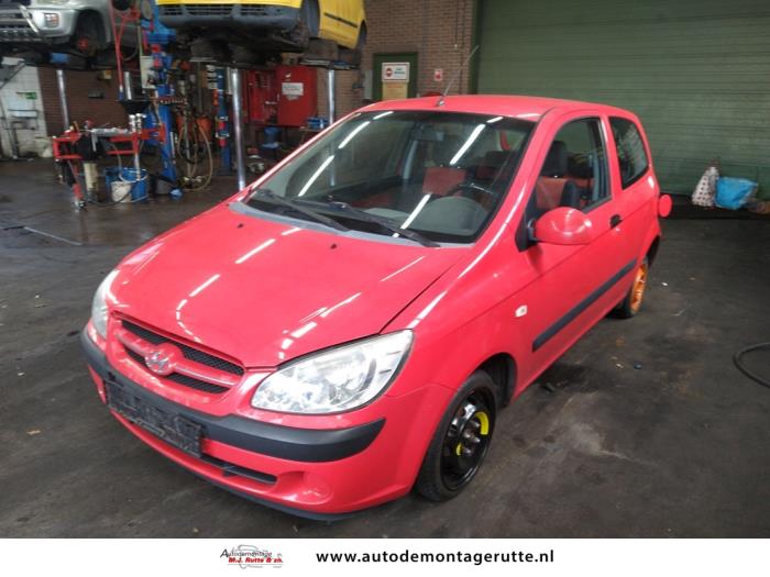Hyundai Getz 1.1i 12V Sloopvoertuig (2006, Rood)