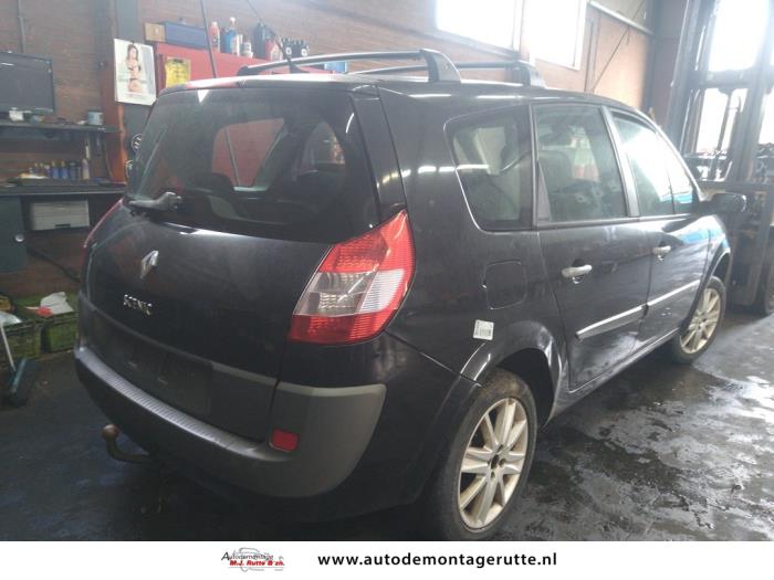 Renault Grand Scénic II 2.0 16V Sloopvoertuig (2004, Zwart)