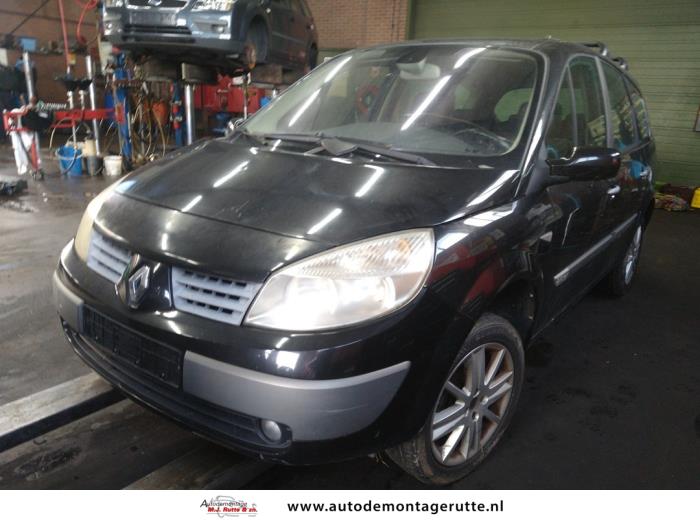 Renault Grand Scénic II 2.0 16V Sloopvoertuig (2004, Zwart)
