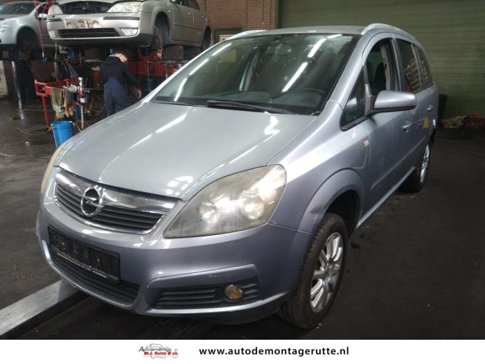 Opel Zafira (V108696)