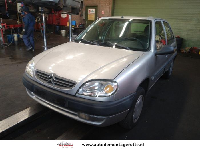 Citroen Saxo (V108704)