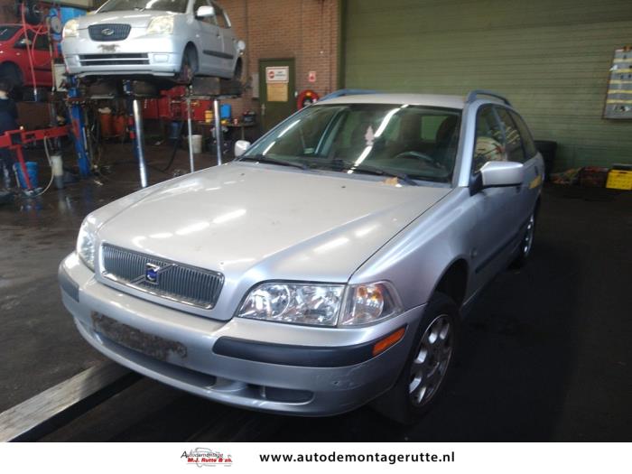 Volvo V40 (V108710)