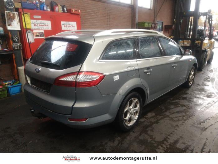 Ford Mondeo IV Wagon 2.0 16V Sloopvoertuig (2010, Grijs)