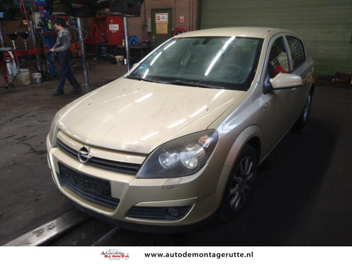 Opel Astra (V108835)